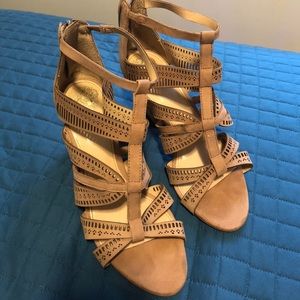 Vince Camuto Sandals